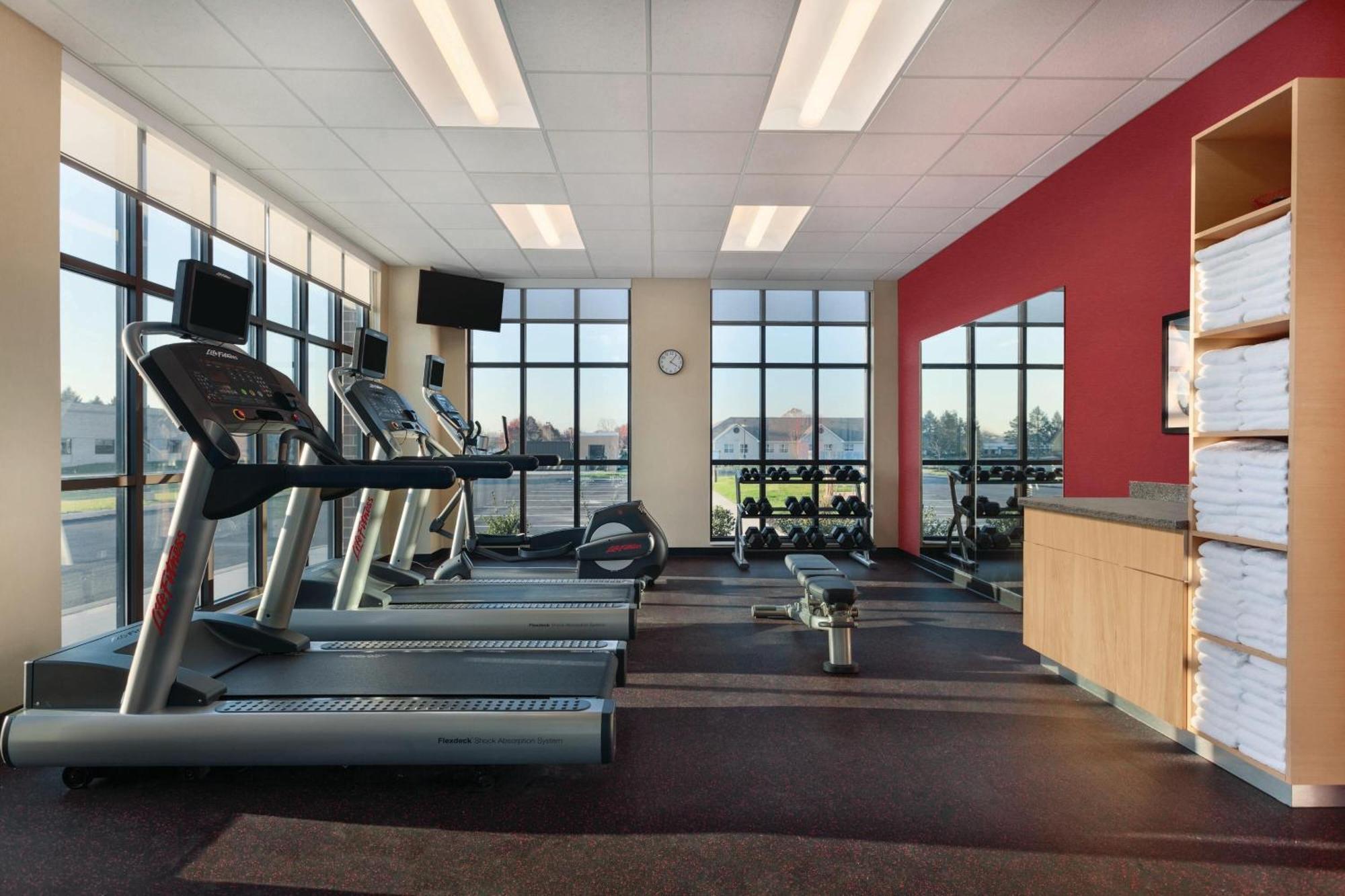 Towneplace Suites By Marriott Harrisburg West/Mechanicsburg Buitenkant foto