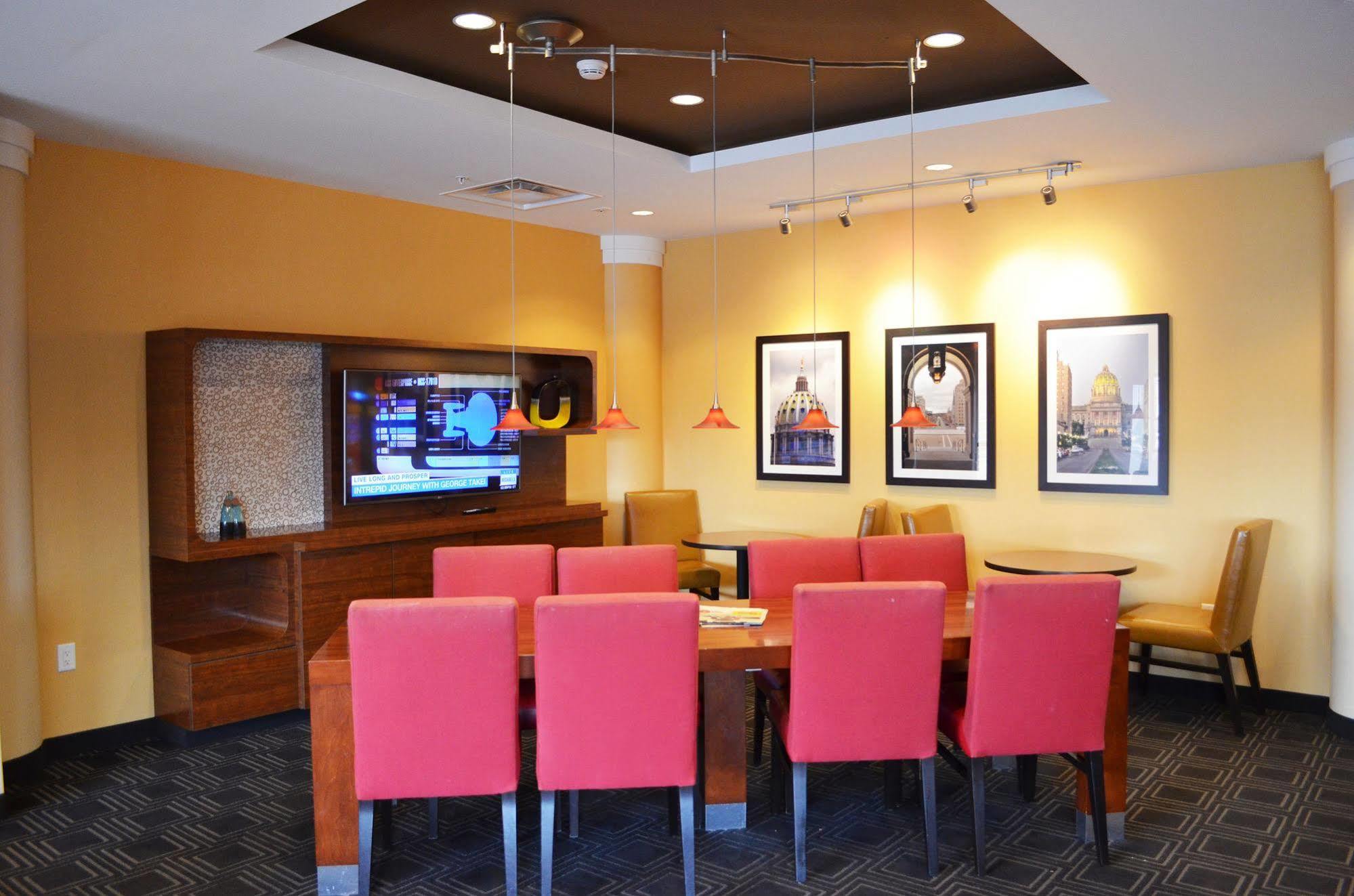 Towneplace Suites By Marriott Harrisburg West/Mechanicsburg Buitenkant foto